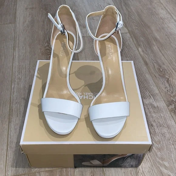 NWT Michael Michael Kors Hutton Sandal Leather Heels 8M - Picture 2 of 7